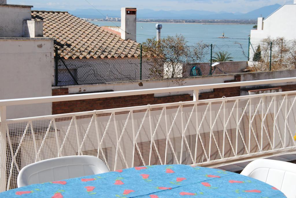 Apart Sylvie Roses Exterior foto